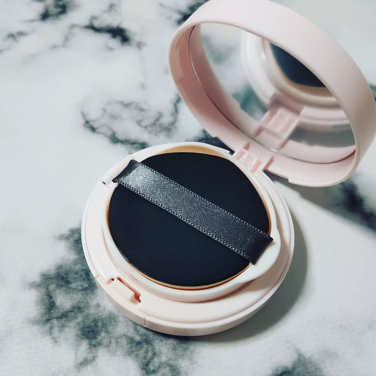 アクアリー スキンウェア カバー 03 ミディアムベージュ/ESPRIQUE/クッションファンデーションを使ったクチコミ（2枚目）