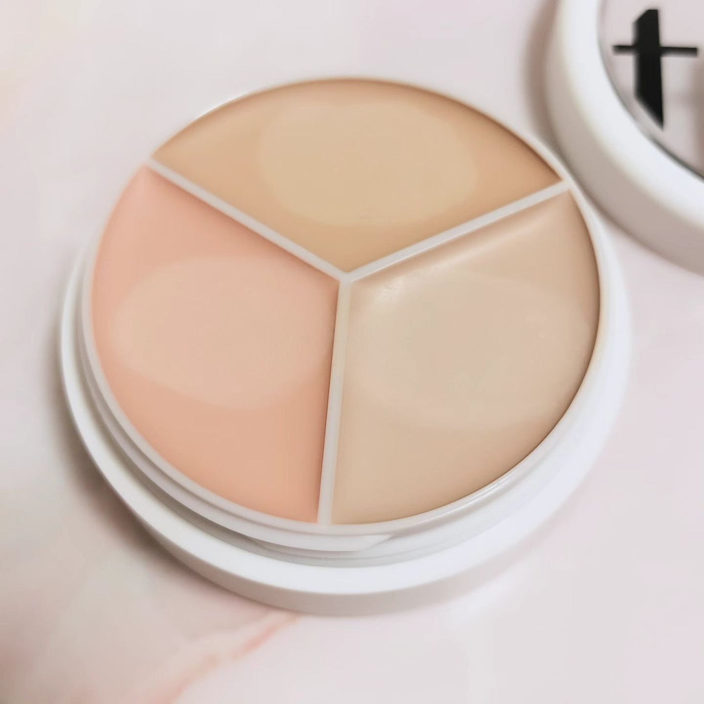 カバーアッププロコンシーラー/TFIT/パレットコンシーラーを使ったクチコミ(3枚目)