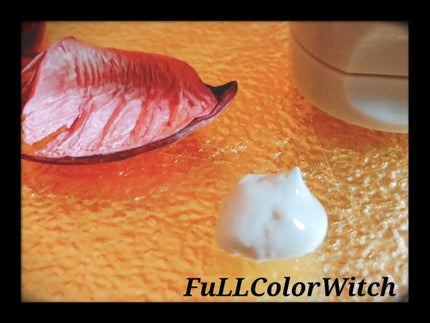 パステル on LIPS 「👑【イニスフリー】ヴォルカニックカーミングポアクレイマスク👑..」(4枚目)