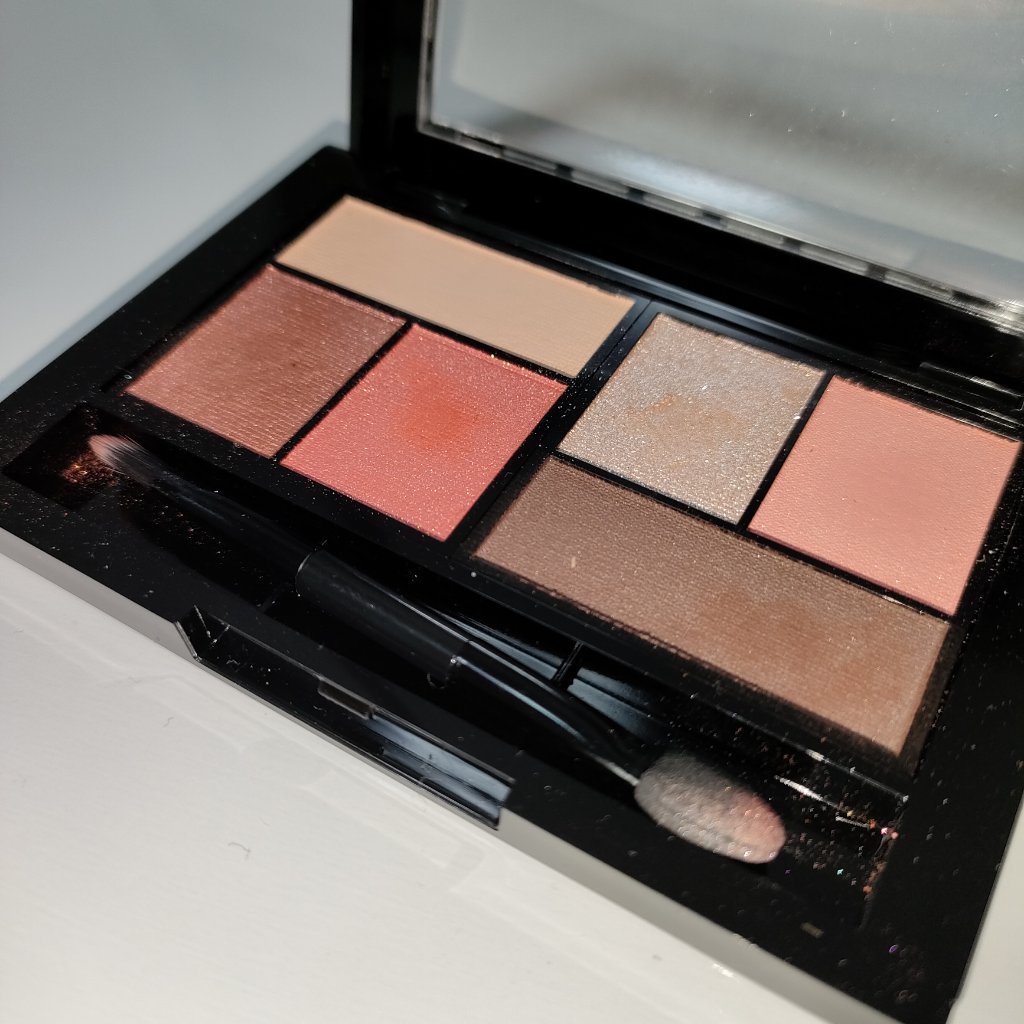 ビッグアイ シャドウ PK-1/MAYBELLINE NEW YORK/アイシャドウパレットを使ったクチコミ（2枚目）