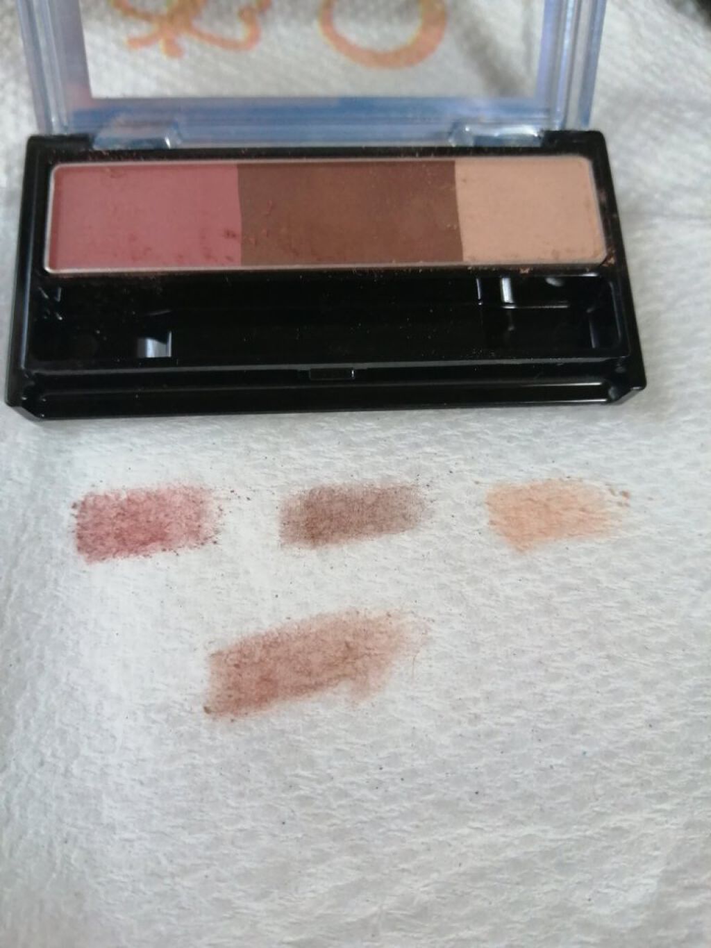 パウダーアイブロウＸ 01 PINK BROWN/KiSS/パウダーアイブロウを使ったクチコミ（3枚目）