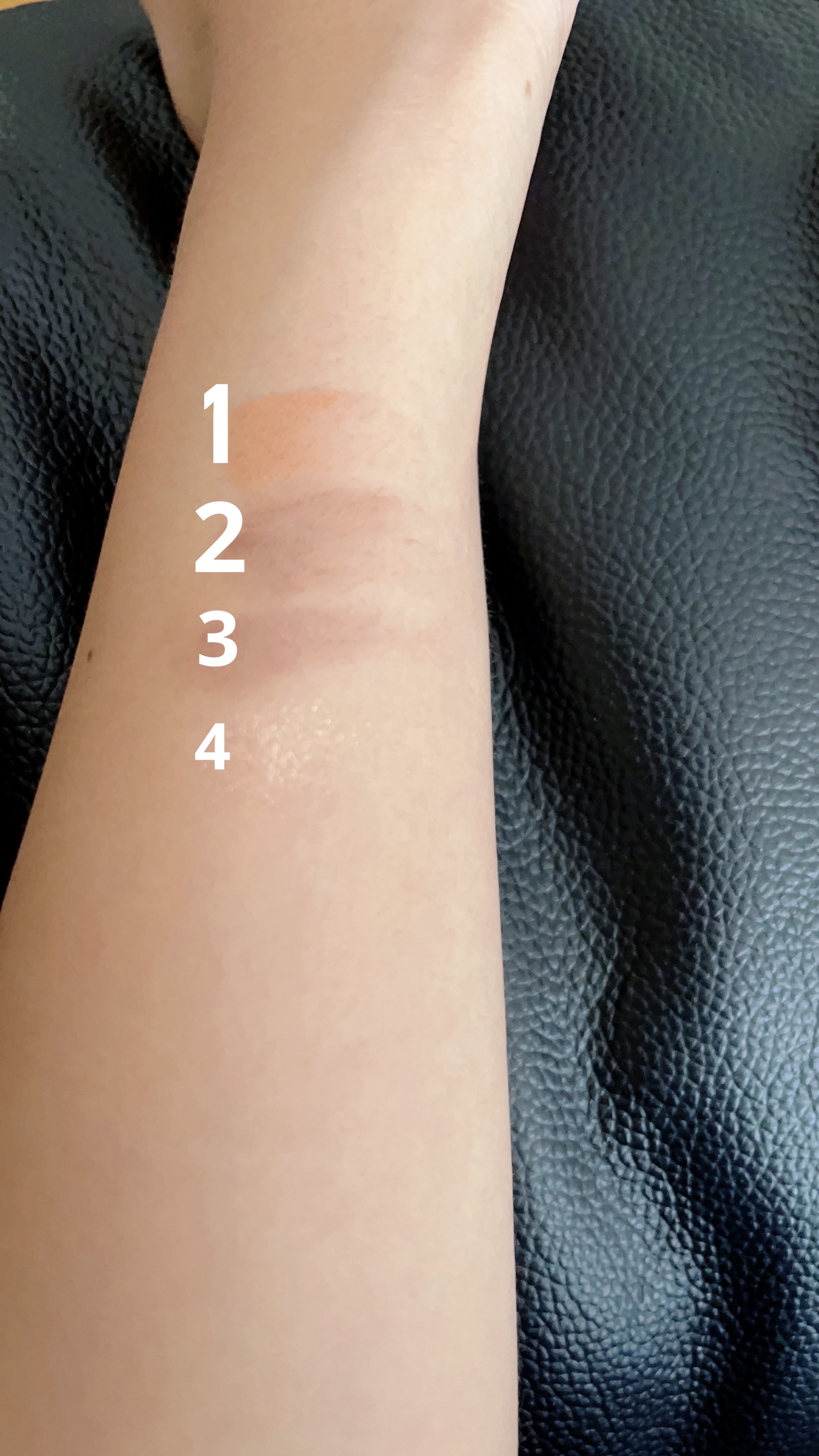  4色アイシャドウ/Étoile Rose/アイシャドウパレットを使ったクチコミ（3枚目）