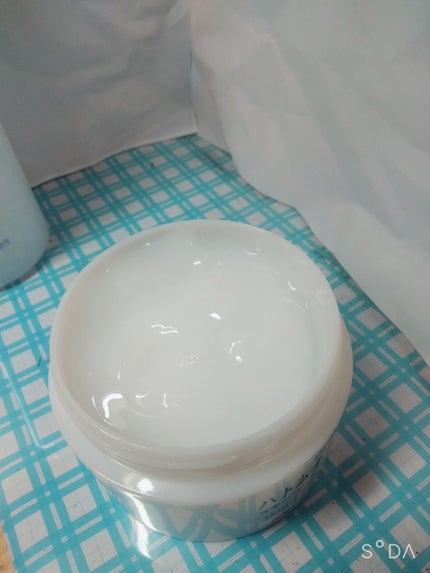 ハトムギ保湿ジェル(ナチュリエ スキンコンディショニングジェル)/ナチュリエ/美容液を使ったクチコミ(3枚目)