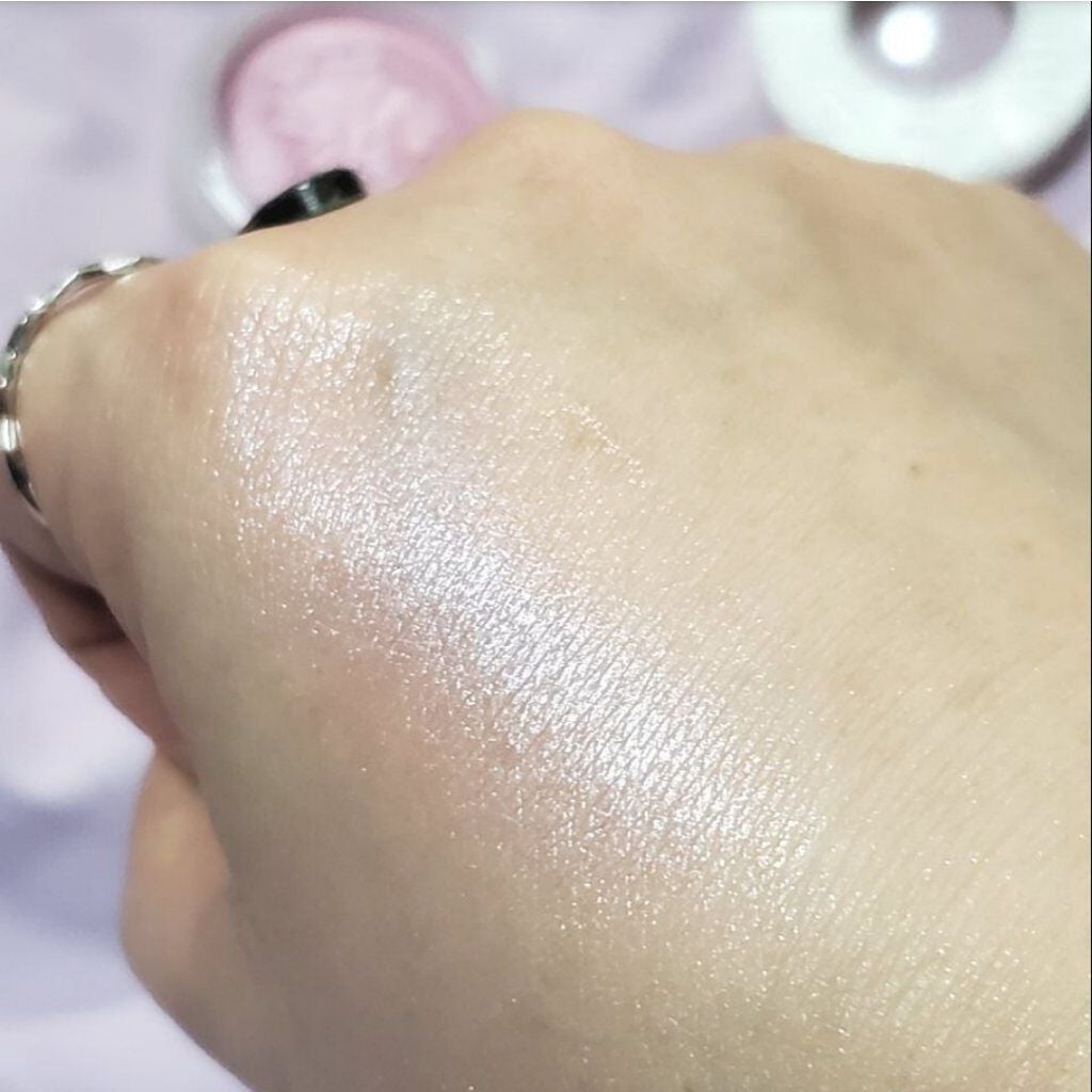 スパークリング アイカラー/PAUL & JOE BEAUTE/単色アイシャドウを使ったクチコミ(4枚目)