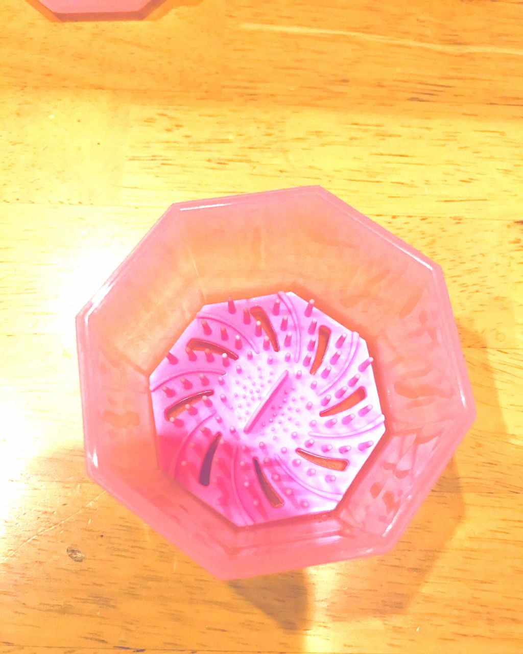 メイクブラシ専用クリーナー/DAISO/その他化粧小物を使ったクチコミ（3枚目）