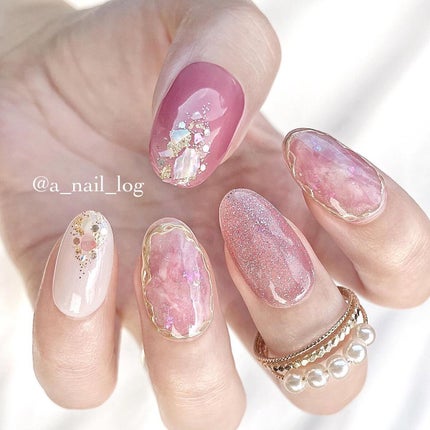 Aika*セルフネイル on LIPS 「MGELを使った秋色ブラウンのニュアンスネイル🏹たくさんのMp..」(6枚目)