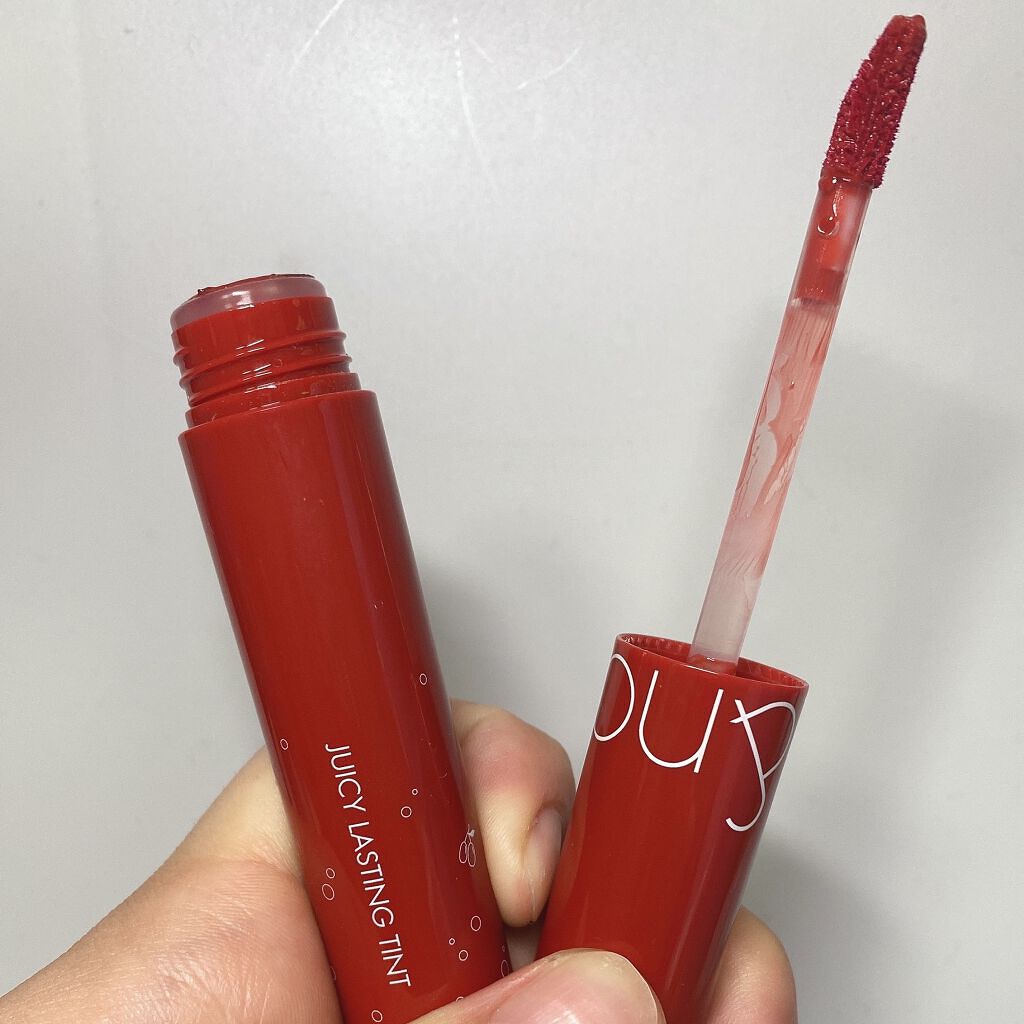 ジューシーラスティングティント/rom&nd/リップティントを使ったクチコミ（3枚目）