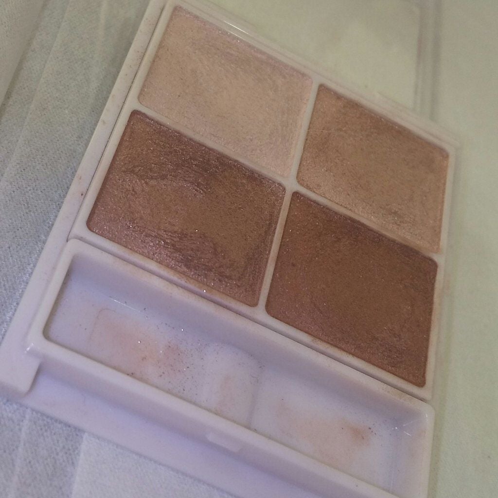 シルキースフレアイズ/キャンメイク/アイシャドウパレットを使ったクチコミ(2枚目)