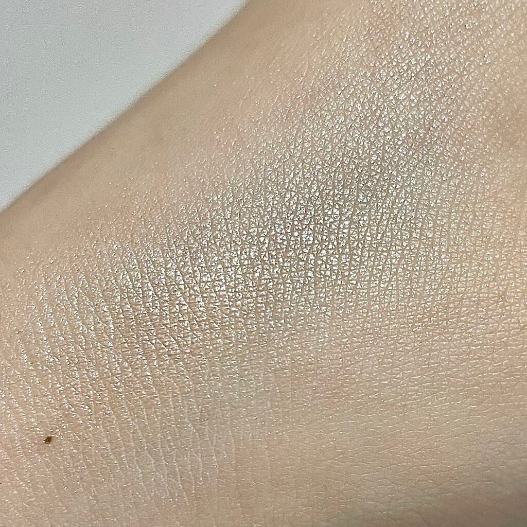 パールグロウハイライト/CEZANNE/パウダーハイライトを使ったクチコミ(5枚目)