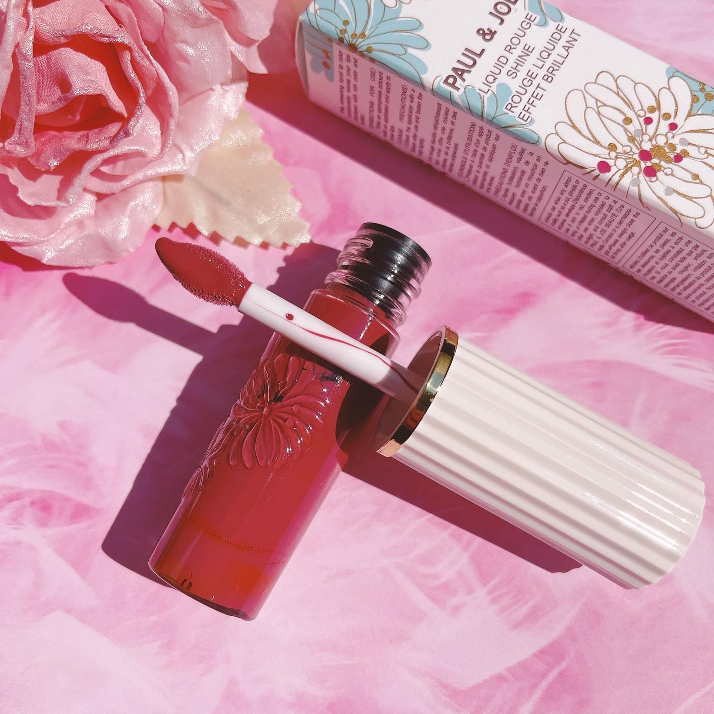 リキッドルージュ シャイン(1/5新発売) 05 アプレミディ（リラックスタイムもシックにきめるローズブラウン）/PAUL & JOE BEAUTE/口紅を使ったクチコミ（2枚目）