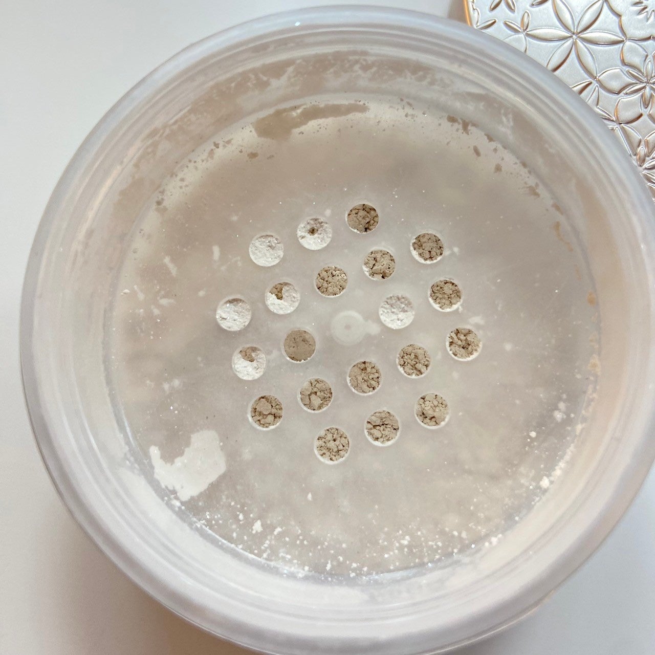 フェイスパウダー/DECORTÉ/ルースパウダーを使ったクチコミ(7枚目)