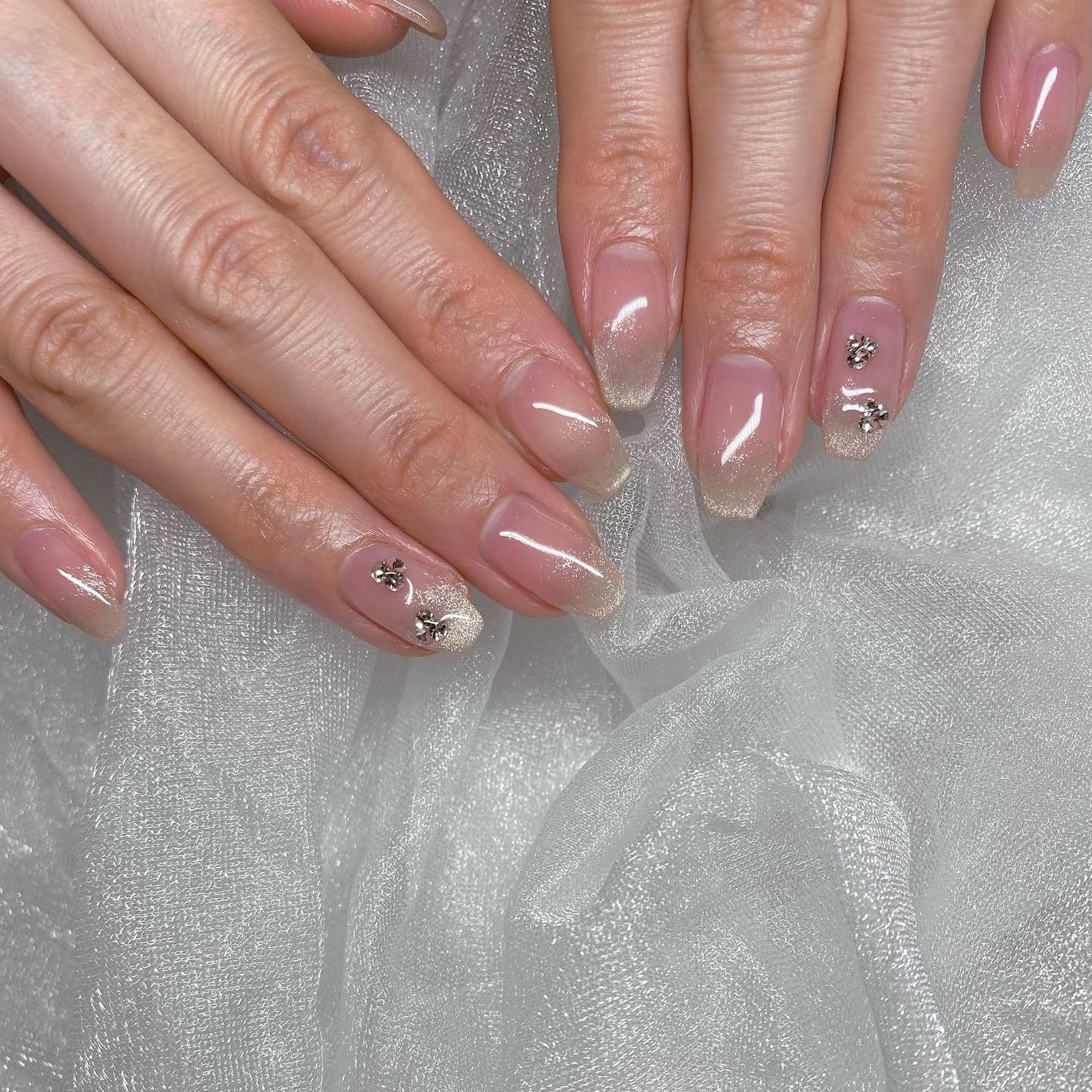 kanna on LIPS 「・・・𝑀𝒶𝑔𝓃𝑒𝓉𝑔𝓇𝒶𝒹𝒶𝓉𝒾𝑜𝓃…👼💍✨ちゅるるんピンクベ..」(2枚目)