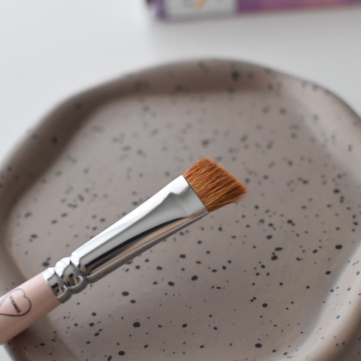 フーミー　アイブロウブラシ 熊野筆/WHOMEE/メイクブラシを使ったクチコミ（2枚目）