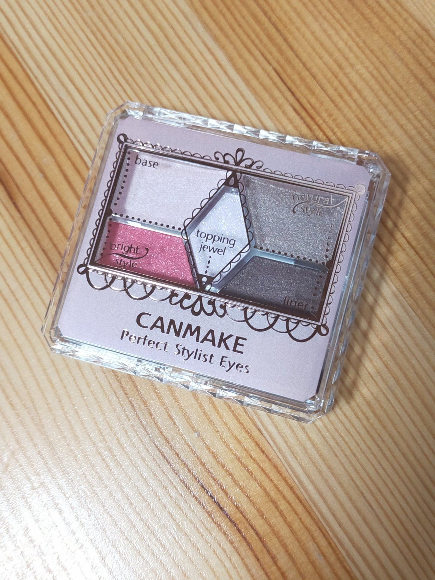 【旧品】パーフェクトスタイリストアイズ/キャンメイク/アイシャドウパレットを使ったクチコミ(2枚目)