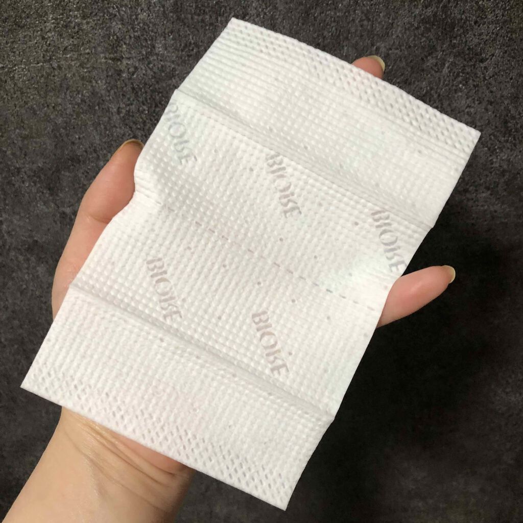 さらさらパウダーシート せっけんの香り (旧)/ビオレ/ボディシートを使ったクチコミ（2枚目）