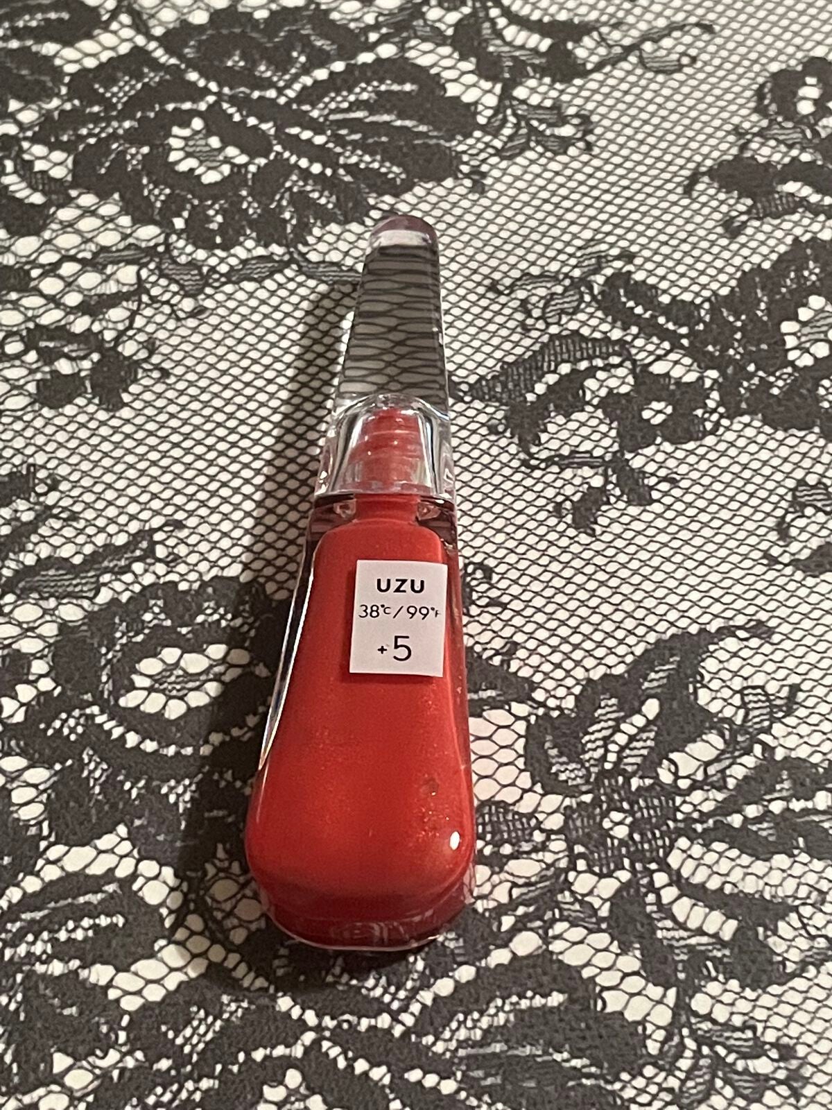 38°C / 99°F リップトリートメント (リップ美容液)/UZU BY FLOWFUSHI/リップケアを使ったクチコミ(1枚目)