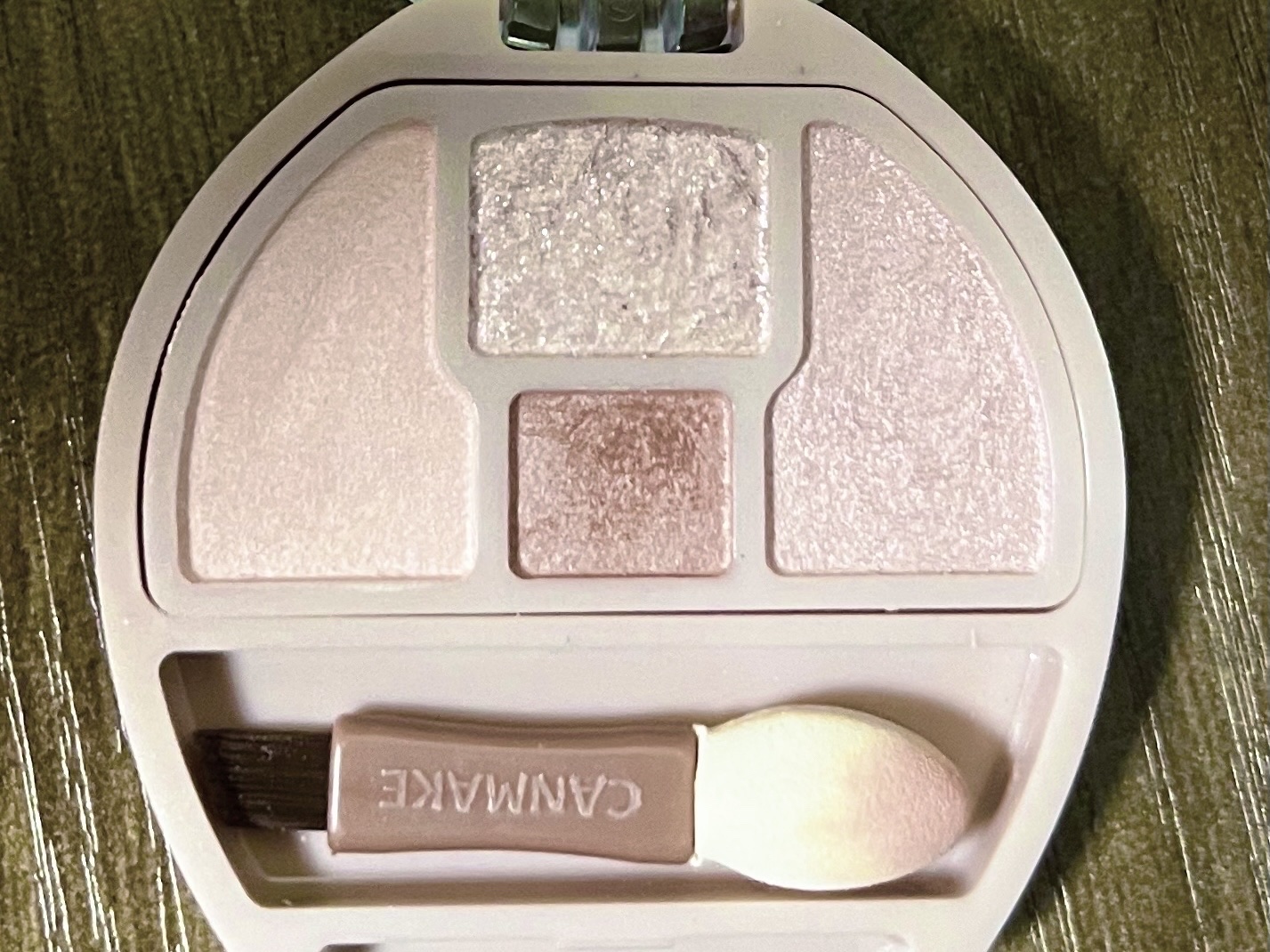 プランぷくコーデアイズ/キャンメイク/パウダーアイシャドウを使ったクチコミ（3枚目）