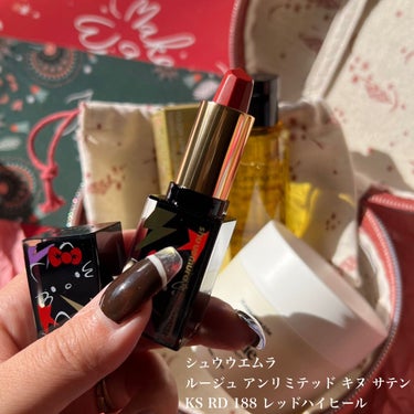 ルージュ アンリミテッド キヌ サテン RD 188（限定）/shu uemura/口紅を使ったクチコミ（3枚目）