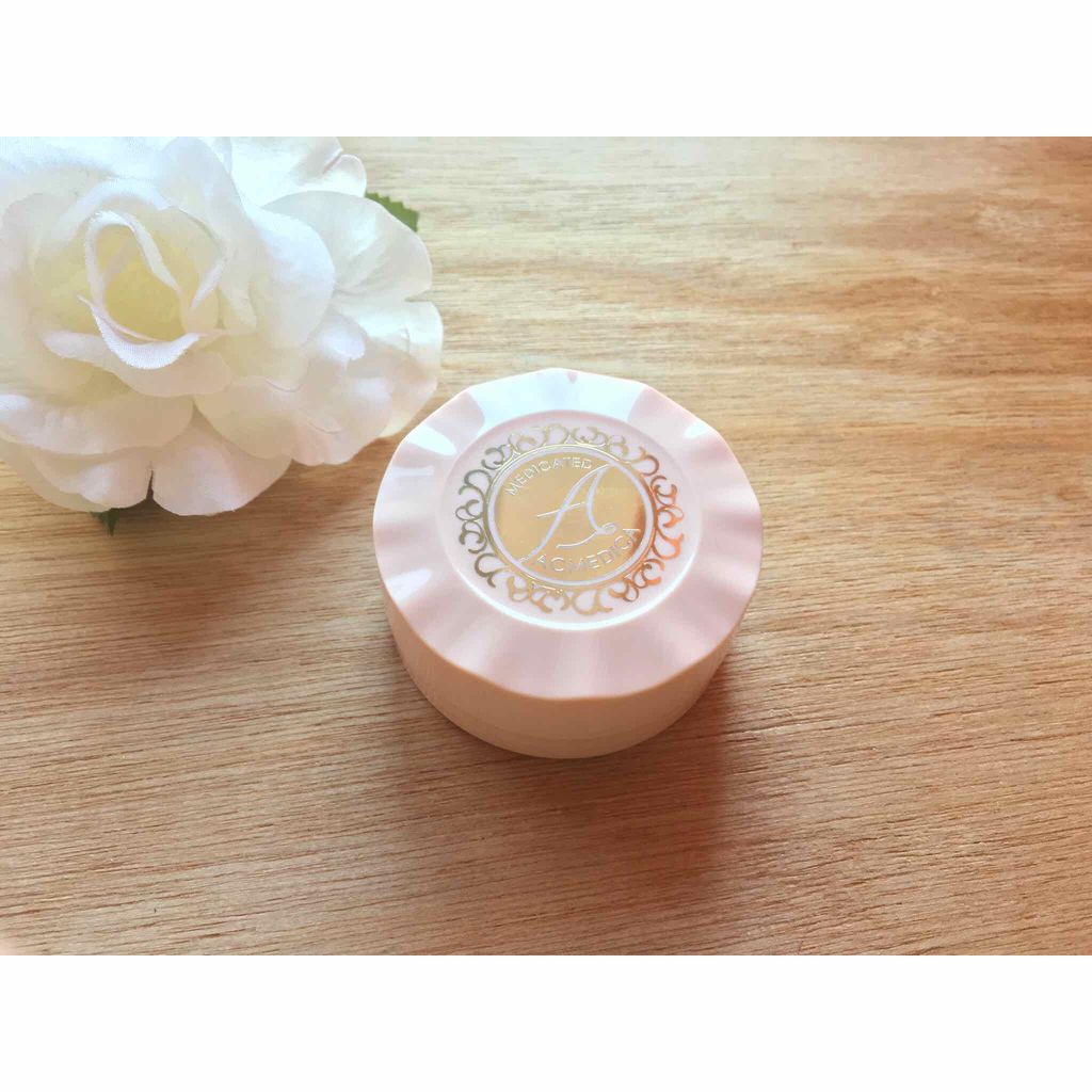 アクメディカ 薬用 フェイスパウダー ナチュラル/ナリスアップ/パウダーファンデーションを使ったクチコミ(3枚目)