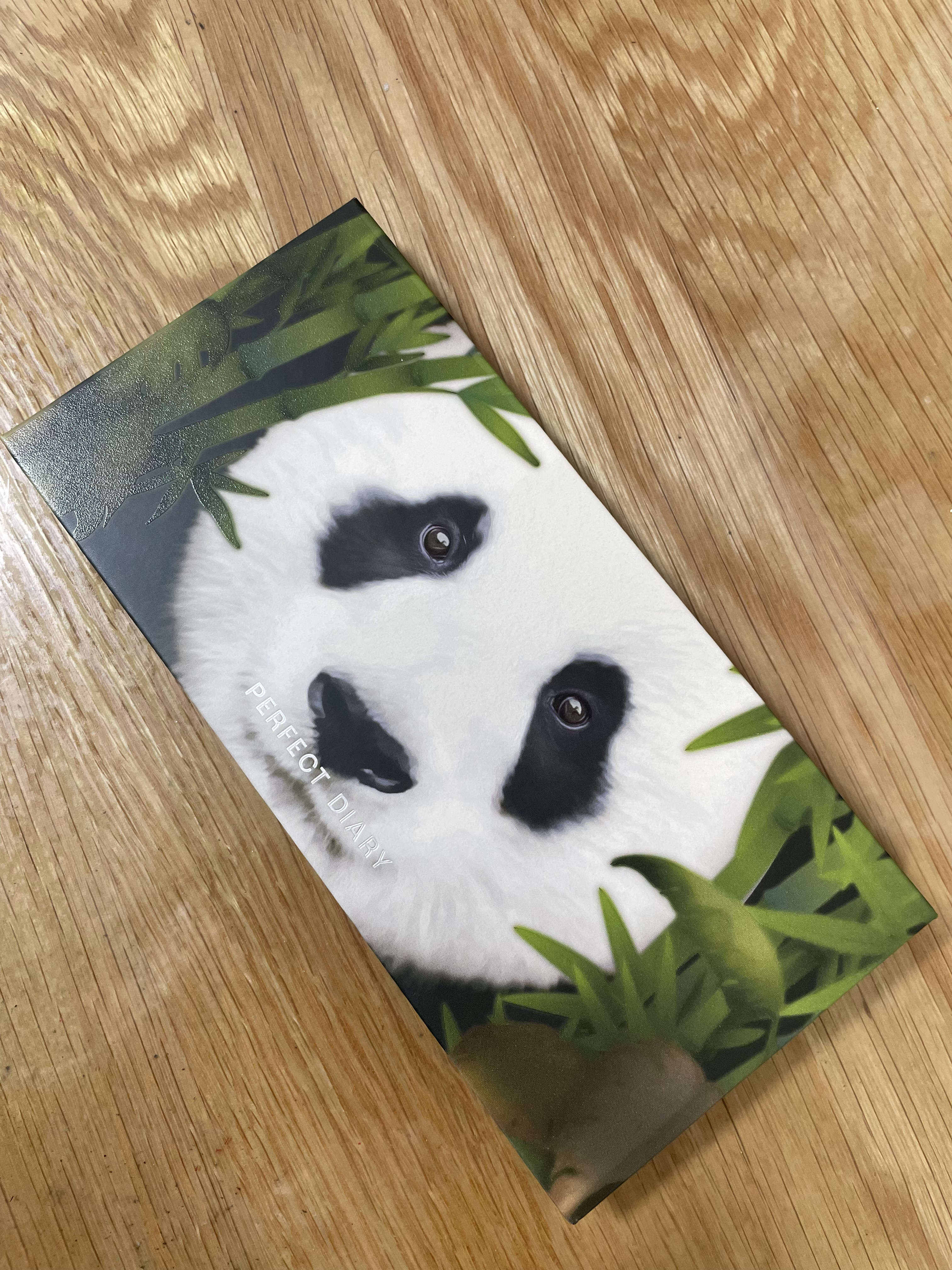 エクスプローラ12色 動物アイシャドウパレット/PERFECT DIARY/アイシャドウパレットを使ったクチコミ（2枚目）