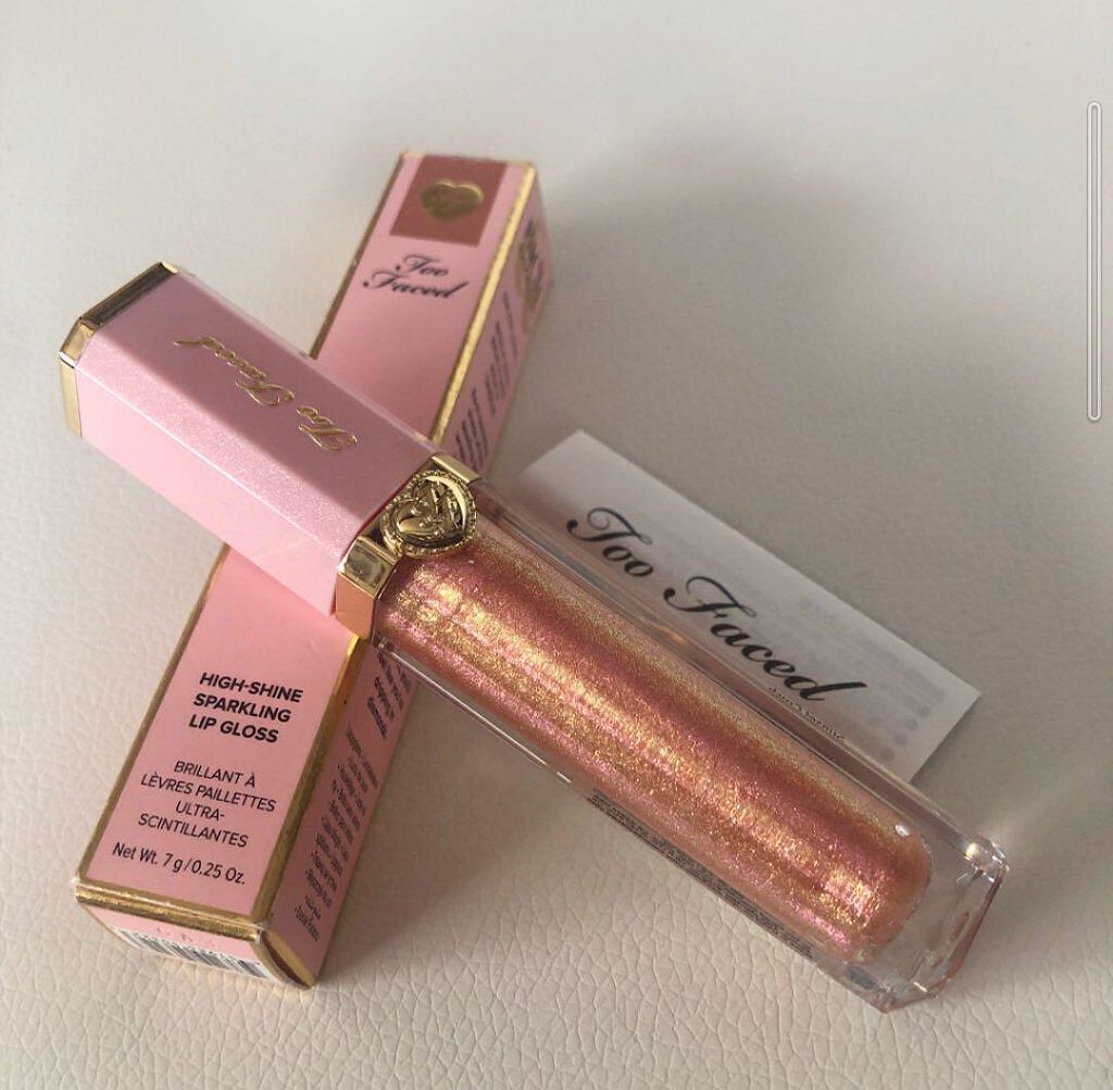 リッチ＆ダズリン ハイシャイン スパークリング リップグロス/Too Faced/リップグロスを使ったクチコミ（1枚目）