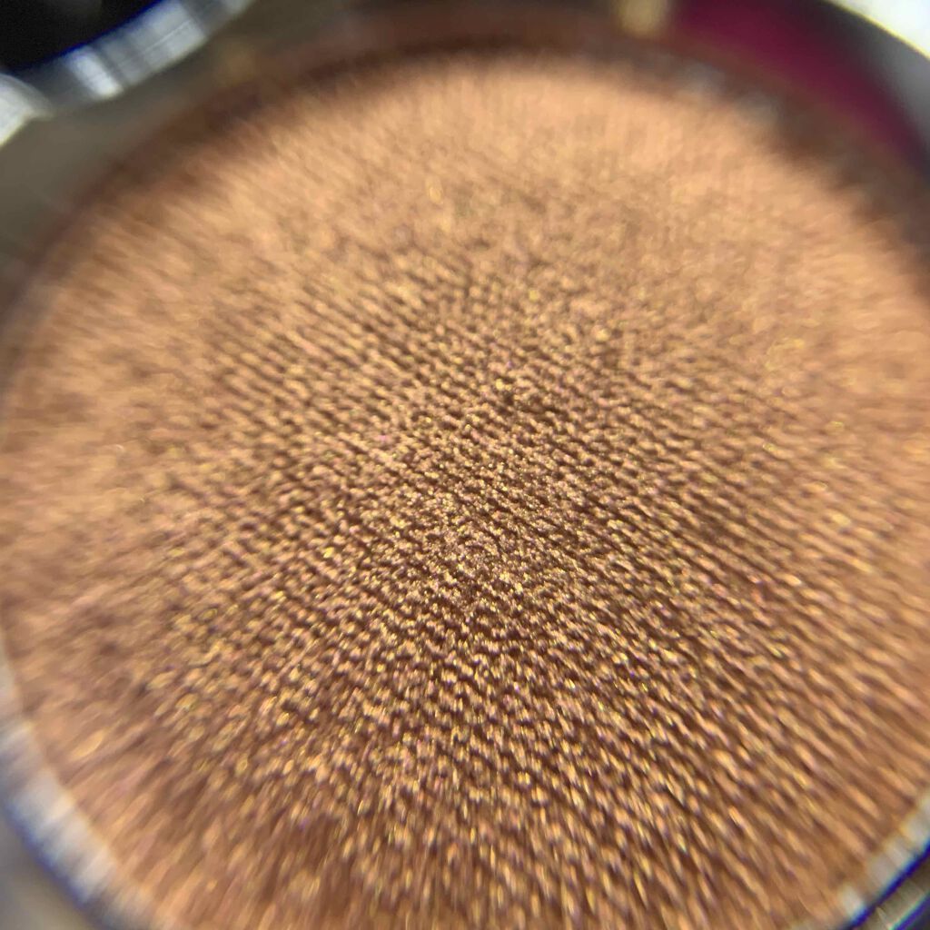 ダズルシャドウ エクストリーム クチュール コッパー/M・A・C/単色アイシャドウを使ったクチコミ（2枚目）