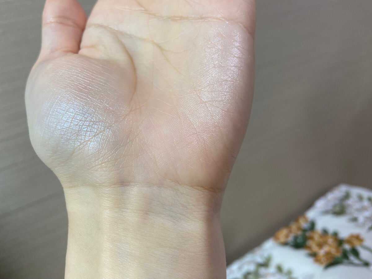 パールグロウハイライト/CEZANNE/パウダーハイライトを使ったクチコミ(4枚目)