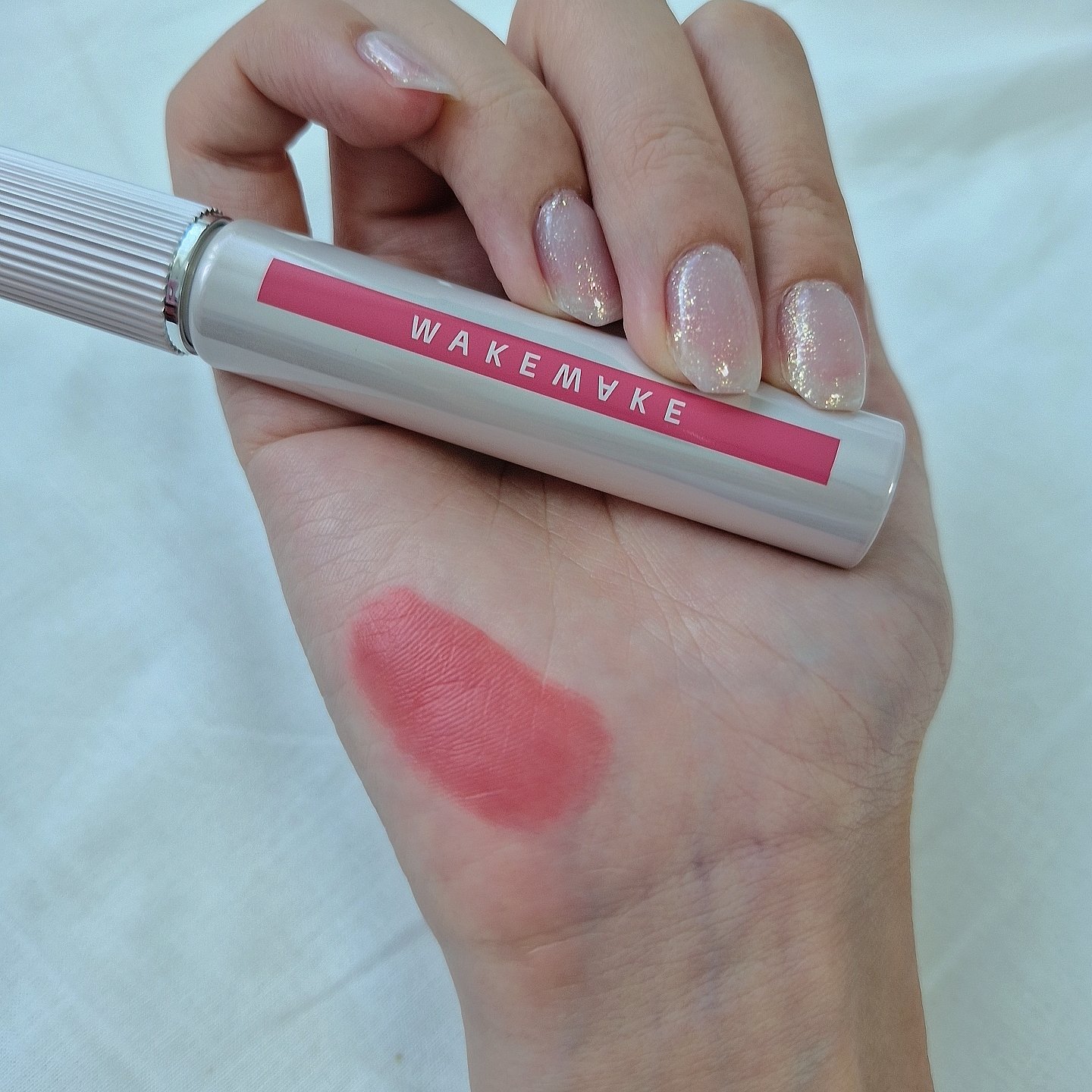 ウォーターブラーリングフィクシングティント/wakemake/リップティントを使ったクチコミ（2枚目）