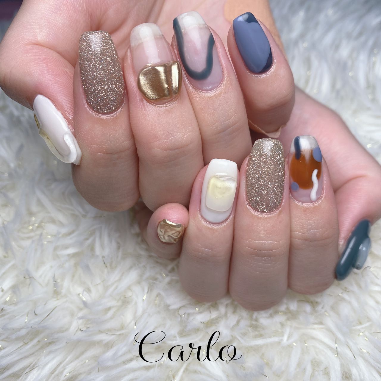 #個性派ネイル,#秋ネイル,#ニュアンスネイル,#フラッシュネイル,#ミラーネイル,#ぷっくりネイルのネイルデザイン