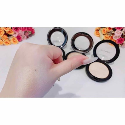 エクストラ ディメンション スキンフィニッシュ/M・A・C/プレストパウダーを使ったクチコミ(4枚目)