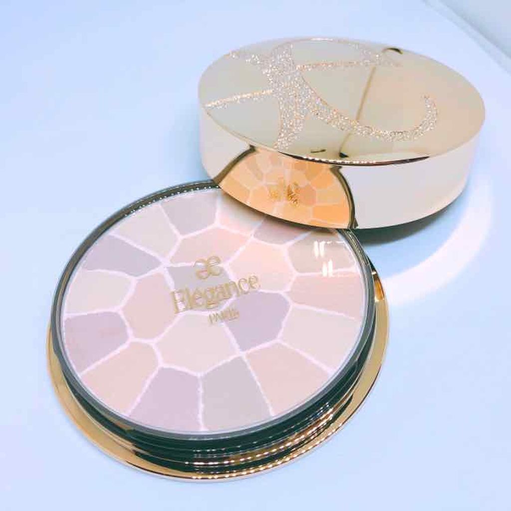 エレガンス ラ プードル オートニュアンス リクスィーズ/Elégance/プレストパウダーを使ったクチコミ(1枚目)