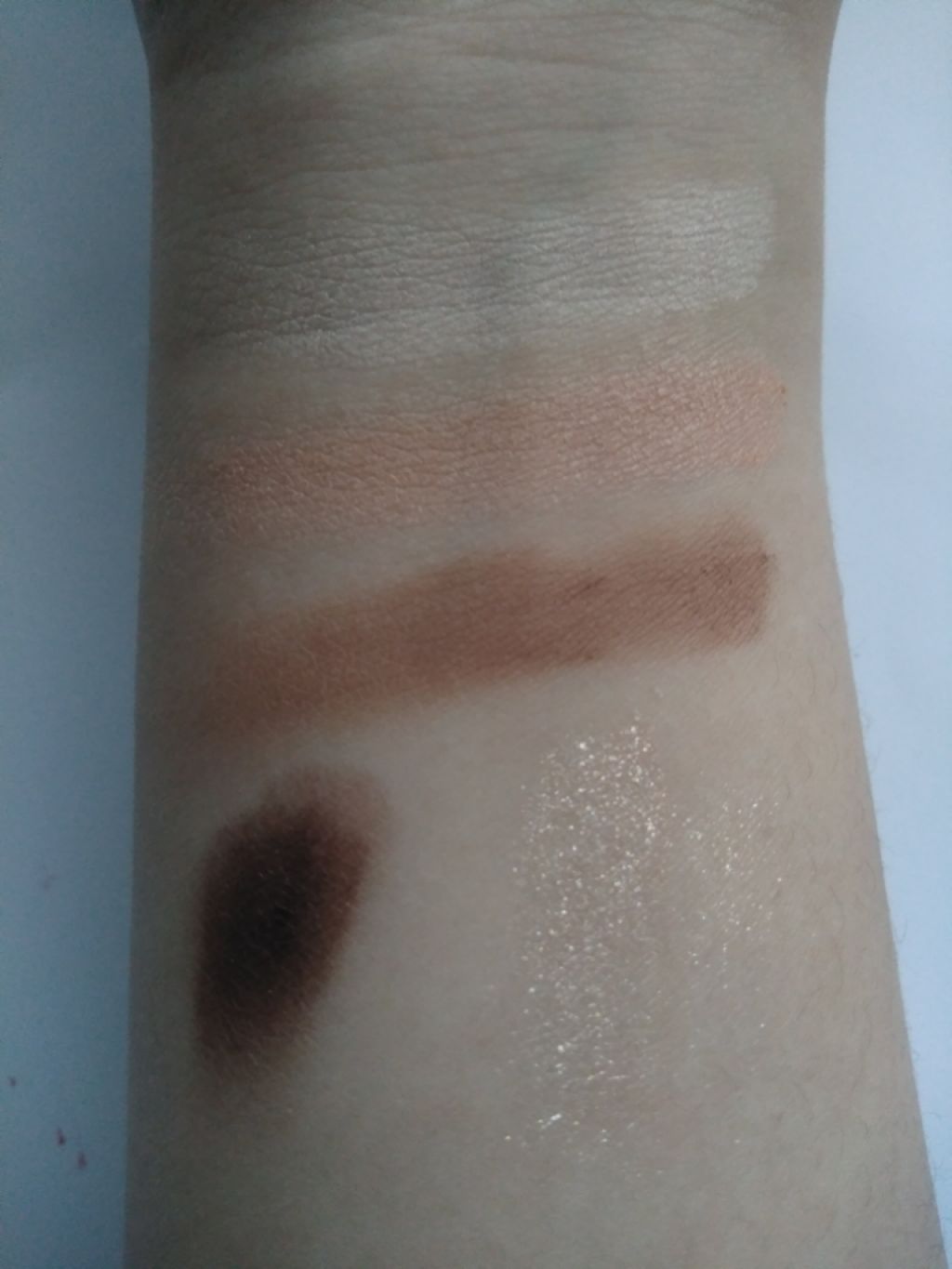 シングルカラーアイシャドウ/CEZANNE/単色アイシャドウを使ったクチコミ（3枚目）