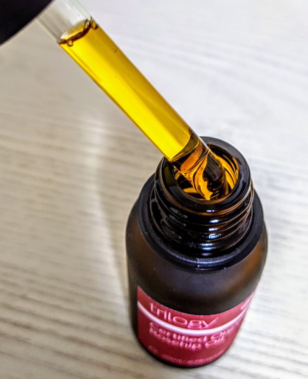 ローズヒップ オイル/trilogy/フェイスオイルを使ったクチコミ（2枚目）