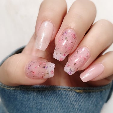 DASHINGDIVA MAGICPRESS GLAZE グレーズ 半硬化タイプジェルネイルシールのクチコミ「また春～💅

DASHING DIVA
　Pink Petal
+α
　なし

DIVAさんは.....」（3枚目）