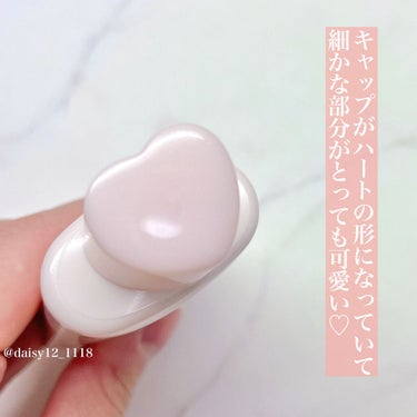 
ファンデなしでも素肌を綺麗にみせる朝用おしろい乳液🤍



✨ ウルミナプラス　 生つや肌おしろい乳液✨



美容液80%やオルガンオイルなどのつやオイル・ツボクサやハトムギエキスなどで肌荒れやくすみケアもしながら、肌負担をかけず自然な生ツヤ肌を作ってくれる朝用おしろい乳液🤍



SPF50+  PA++++と紫外線対策もバッチリで、皮脂テカリ予防や、オーロラパールで光拡散し、肌の凹凸や立体的なツヤ感も出してくれるので、ファンデをしたくない日や肌荒れで負担をあまりかけたくない時・ちょっとしたリモートワークや外出時にも、手軽にベースメイクが出来ちゃう優れもの✨



マスク生活で、今まで以上に肌荒れが気になったりベースをナチュラルにしたい人が増えてると思うので、こういったアイテムがあるのはありがたい😷💕



柔らかく伸びのいい少しピンク味がかったベージュクリームで、とても伸びがよくみずみずしい質感で軽い付け心地でした🙆🏻‍♀️



肌くすみや色むらやなどを自然にカバーしてくれ、ナチュラルな仕上がりでこれだけでベースメイクが済むのは、朝の時短にもなって助かりました☀️



石鹸で落とせたり、花粉・紫外線・大気中の微粒子などの環境ストレスからも肌を守ってくれるのもポイントが高い👏🏻👏🏻👏🏻



ノーファンデで過ごしたいけど、肌を自然に綺麗に見せたい方にとてもぴったりなアイテムでした🥰💭



#プチプラコスメ　#お気に入りコスメ　#おすすめコスメ    #ウルミナプラス　#生つや肌おしろい乳液　#化粧下地　#朝用おしろい乳液　#ノーファンデ　#ツヤ肌　#くすみ肌　#毛穴　#紫外線対策　#皮脂テカリ　#ナチュラルメイク　#マスクメイク　#リモートメイク　#時短メイク　#ツボクサエキス　#ハトムギ　#石けん落ち　#花粉　#肌荒れ　#ファンデ要らず　#ナチュラルベージュ #保湿　#うるおい　 #ガチレビュー の画像 その2