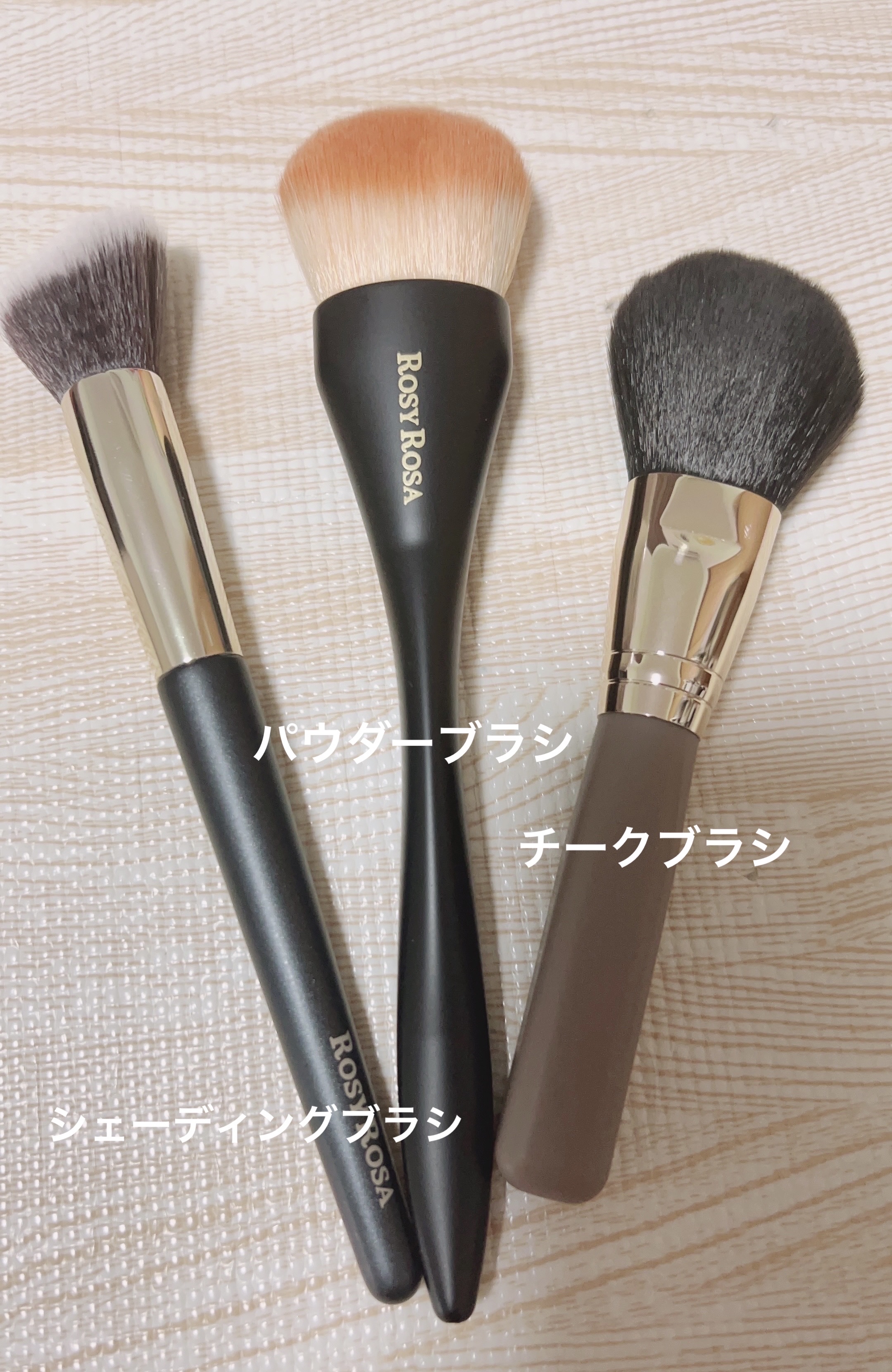 ミネラルクラッシィシャドー/エトヴォス/アイシャドウパレットを使ったクチコミ（2枚目）