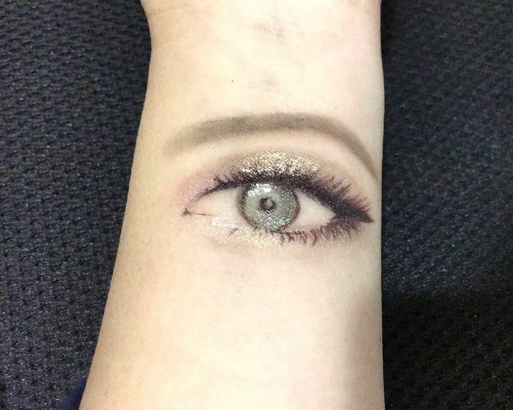 ファイブレイヤーズシャドウ N/excel/アイシャドウパレットを使ったクチコミ（2枚目）