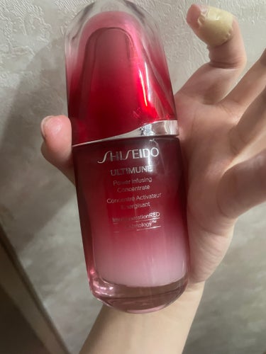 

私の肌にバッチリ合った

SHISEIDO
アルティミューン パワライジング コンセントレート Ⅲn

一番好きな美容液の一つ！！
肌が揺らがなくなる気がします。

高いけど持っておいて損はしない一