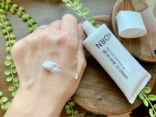 オールオインワンCCクリーム/HORN/化粧下地を使ったクチコミ（2枚目）