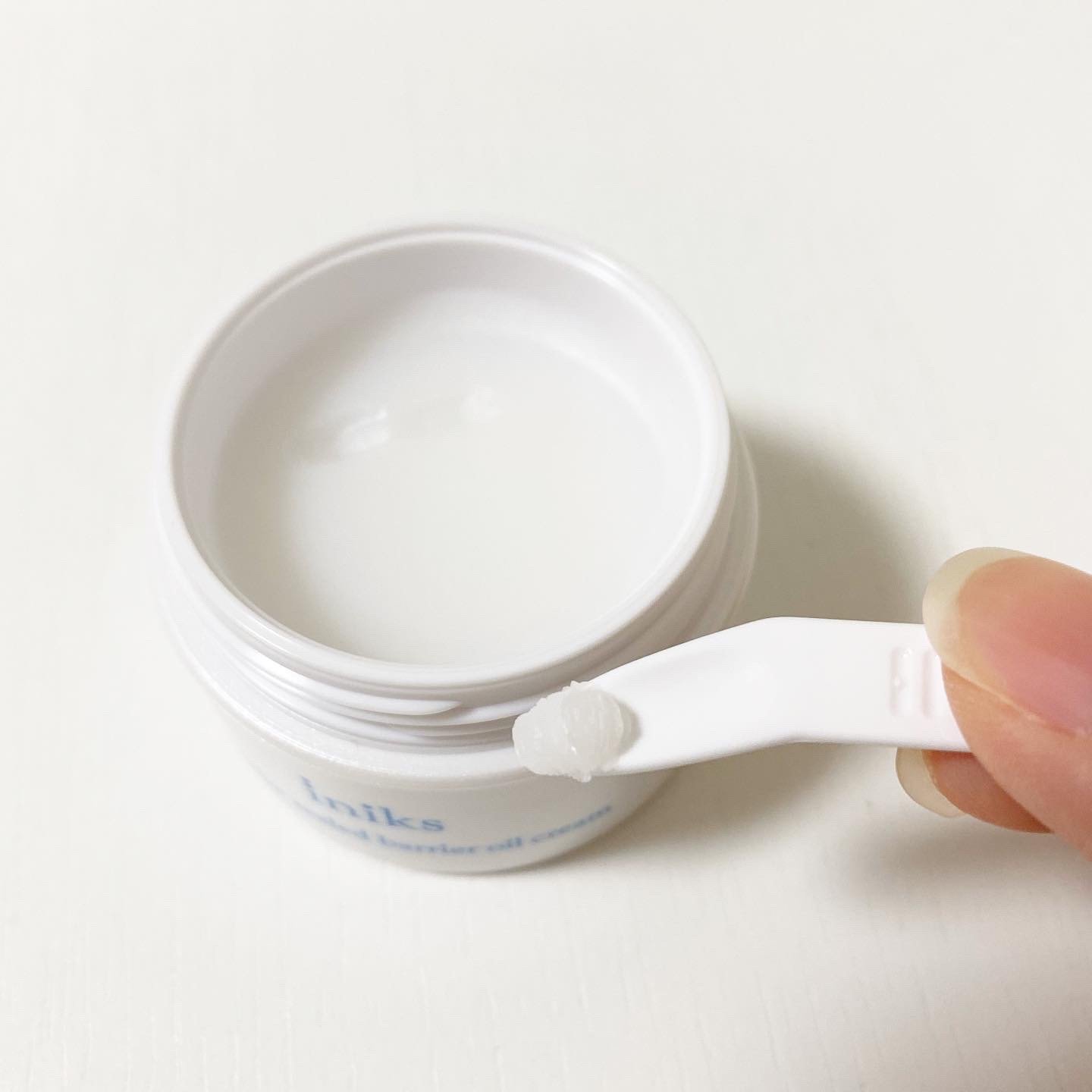 センシティブ シールドバリア オイルクリーム/iniks/フェイスクリームを使ったクチコミ（2枚目）