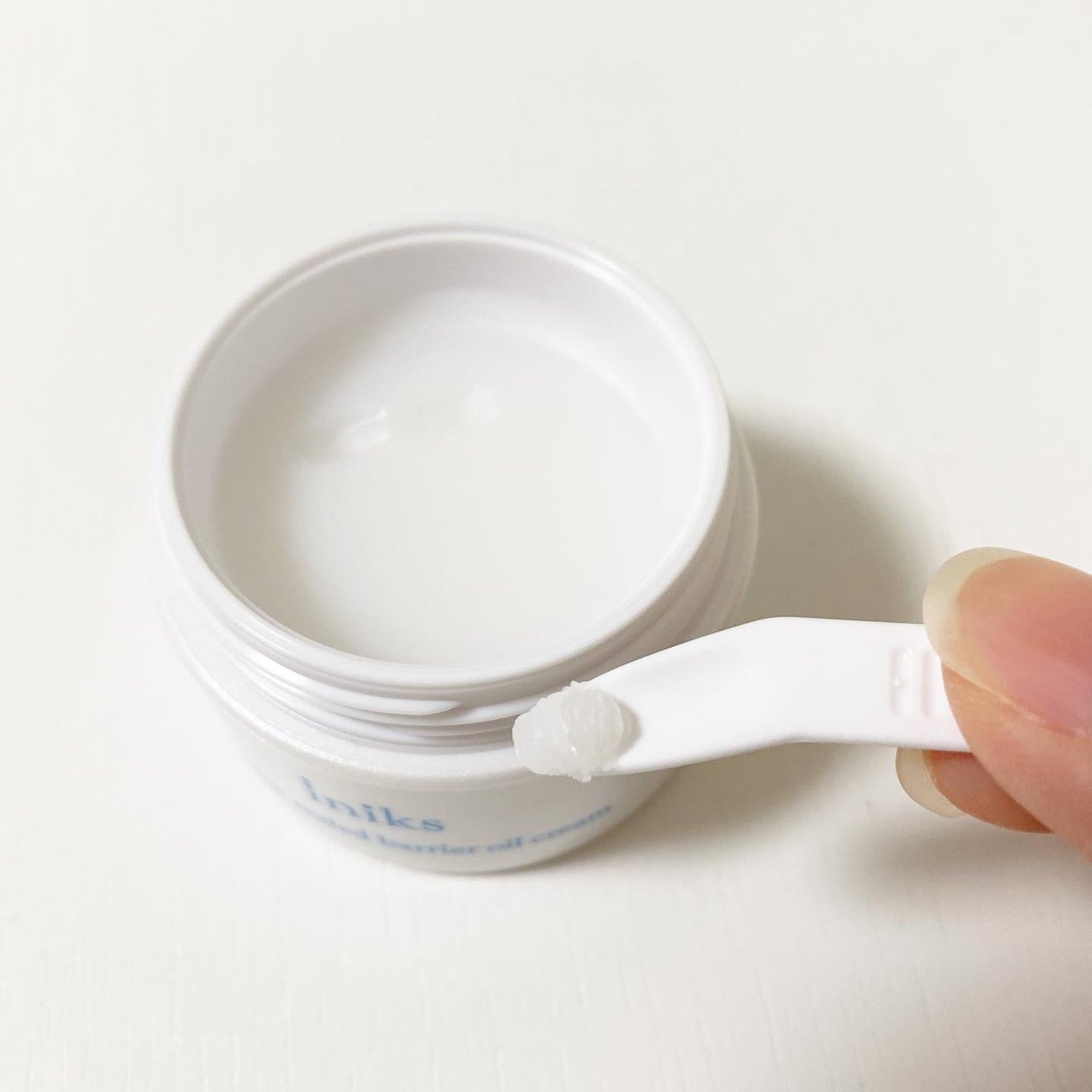 センシティブ シールドバリア オイルクリーム/iniks/フェイスクリームを使ったクチコミ(2枚目)