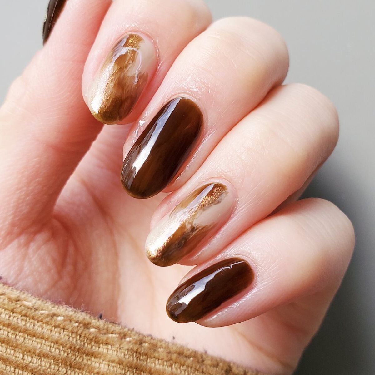 カラフルネイルズ/キャンメイク/マニキュアを使ったクチコミ(4枚目)