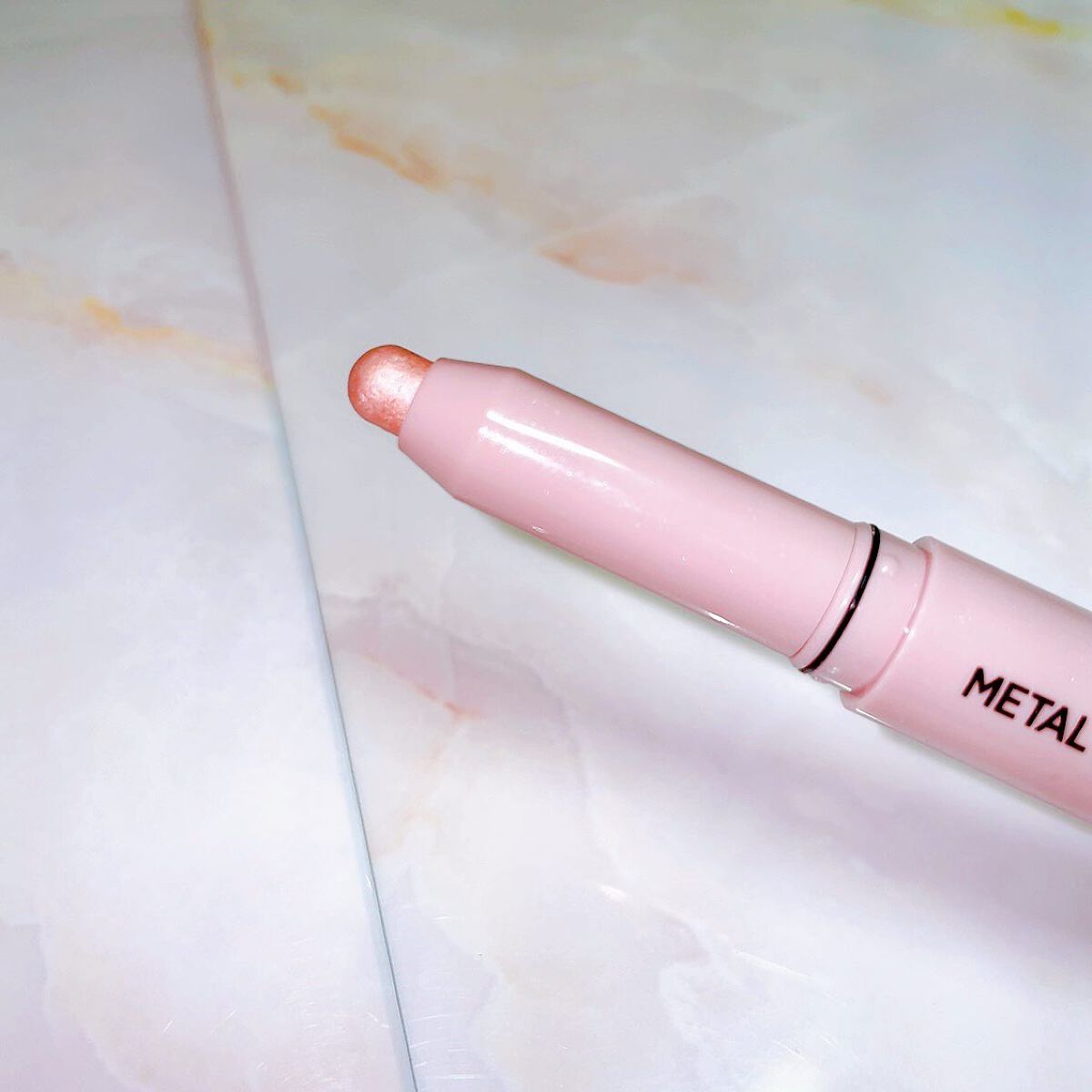 ウォンジョンヨ　メタルシャワーペンシル/Wonjungyo/スティックアイシャドウを使ったクチコミ（3枚目）