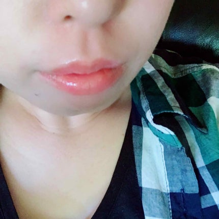 ユイルカレス/ロレアル パリ/リップグロスを使ったクチコミ(2枚目)