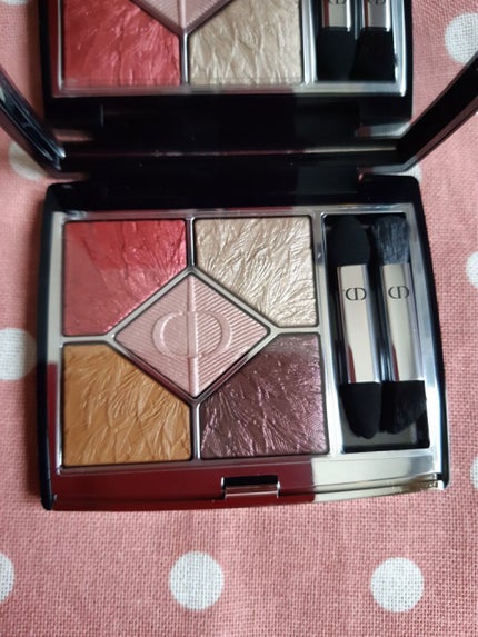 サンク クルール クチュール<バーズ オブ ア フェザー>/Dior/アイシャドウパレットを使ったクチコミ(1枚目)