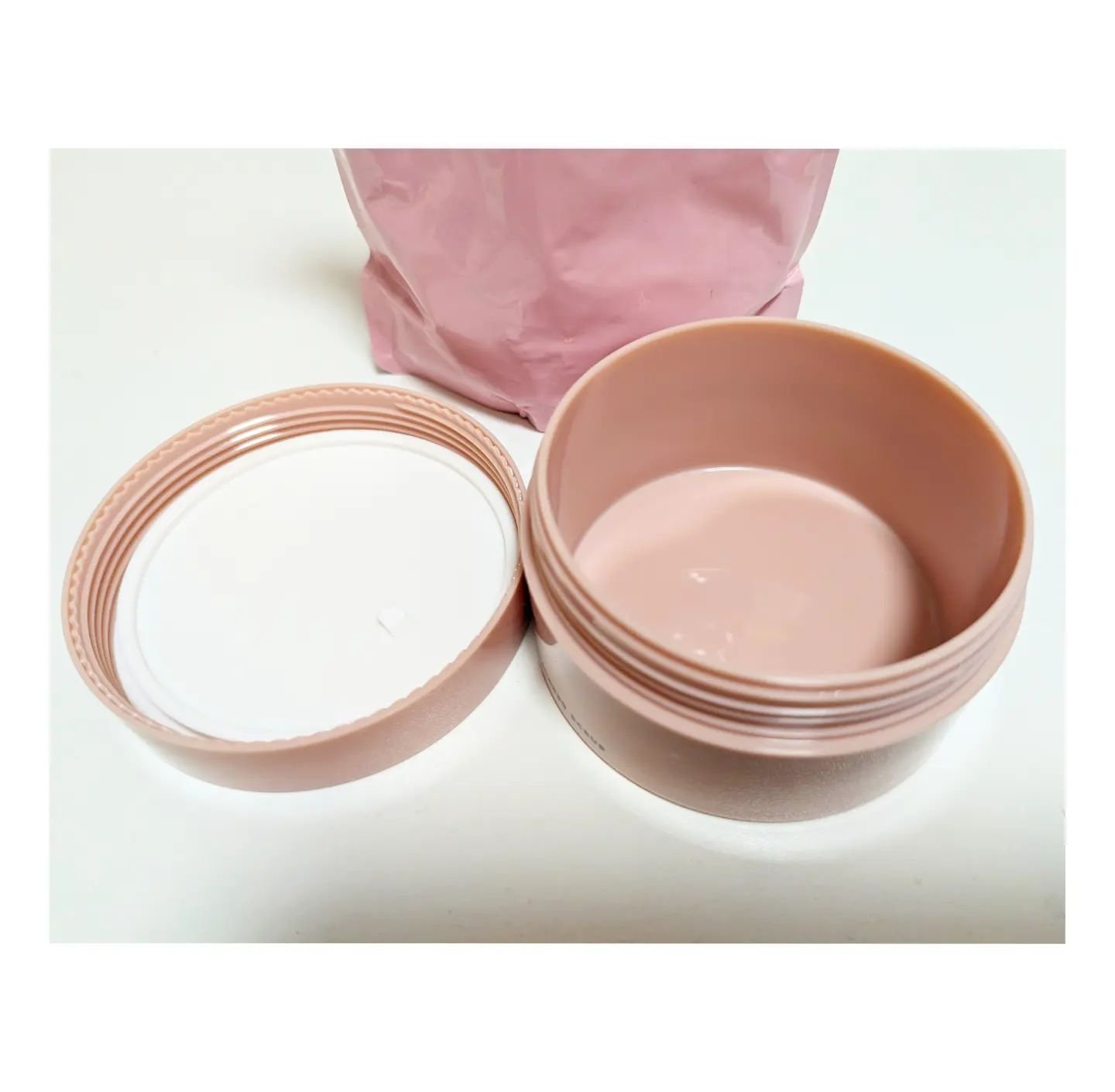 Q+Me スウィート ボム タラソ スクラブ 360g/AGARISM/バストケア・ヒップケアを使ったクチコミ（2枚目）