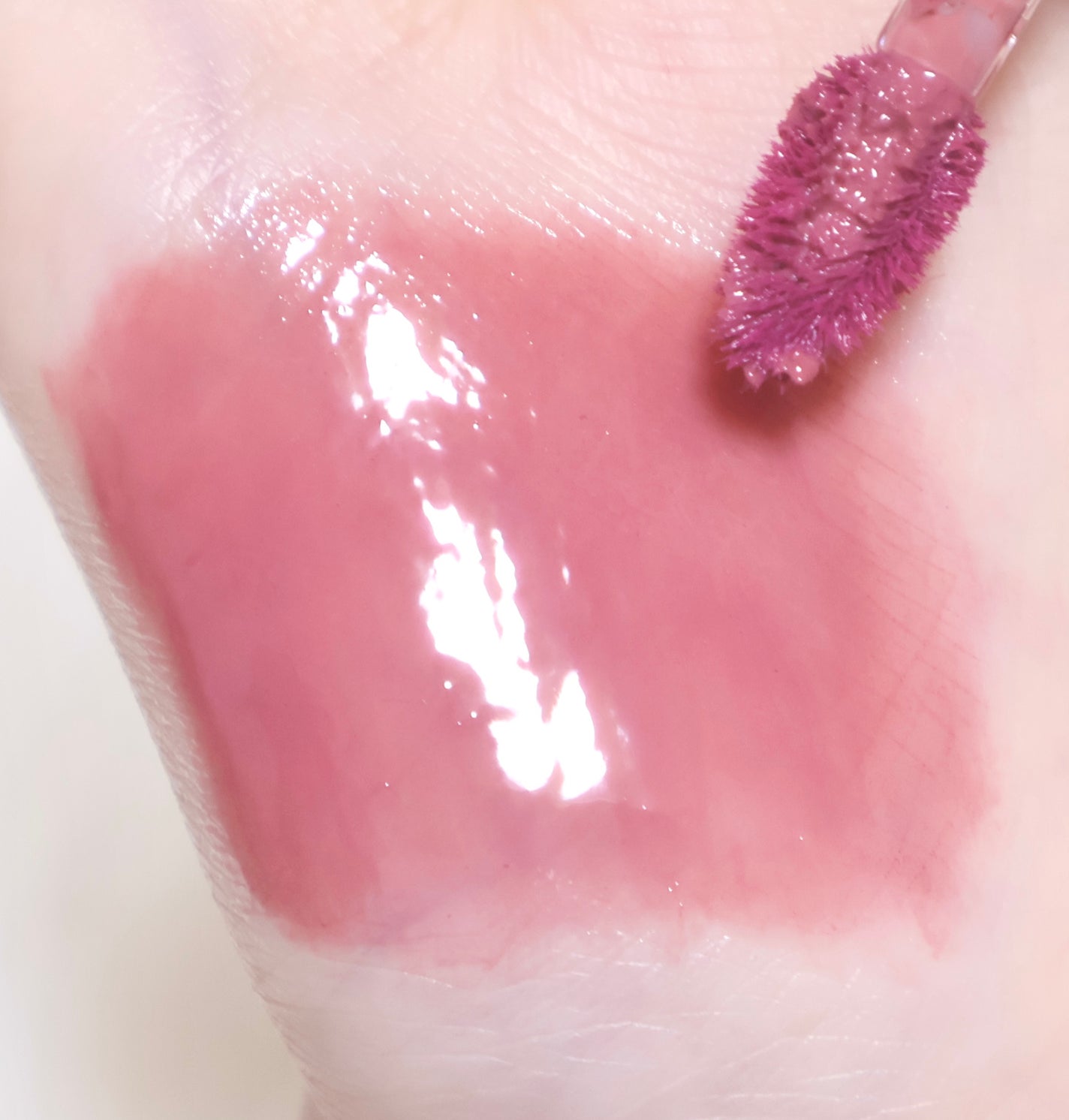 ロウグロウジェルティント/hince/リップティントを使ったクチコミ(2枚目)