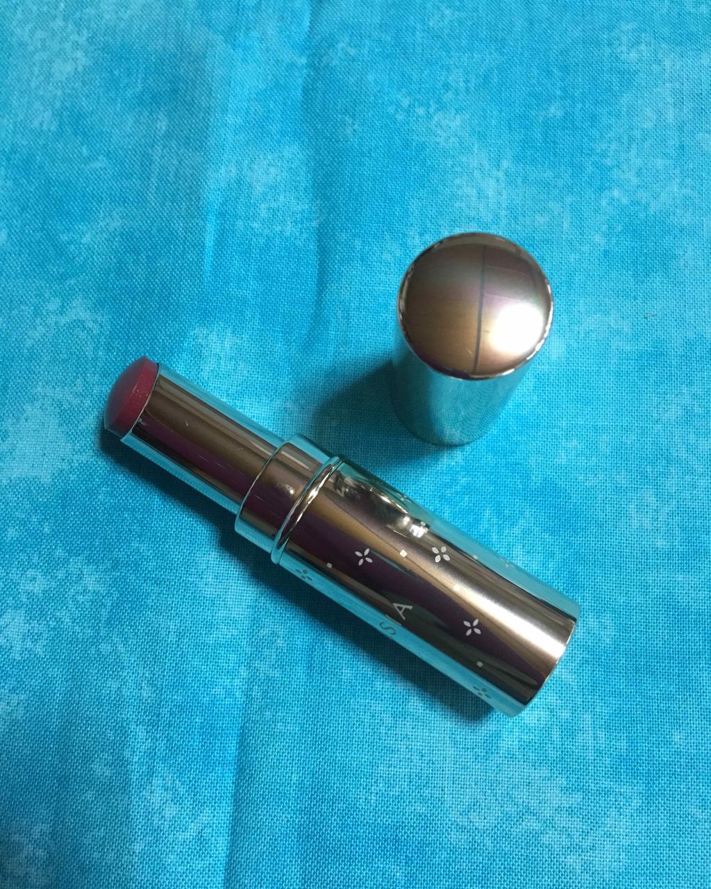 プラチナム 顔色アップ ラスティングルージュ/エルシア/口紅を使ったクチコミ（1枚目）