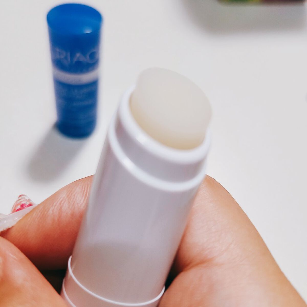 モイストリップ(無香料)/ユリアージュ/リップクリームを使ったクチコミ（2枚目）