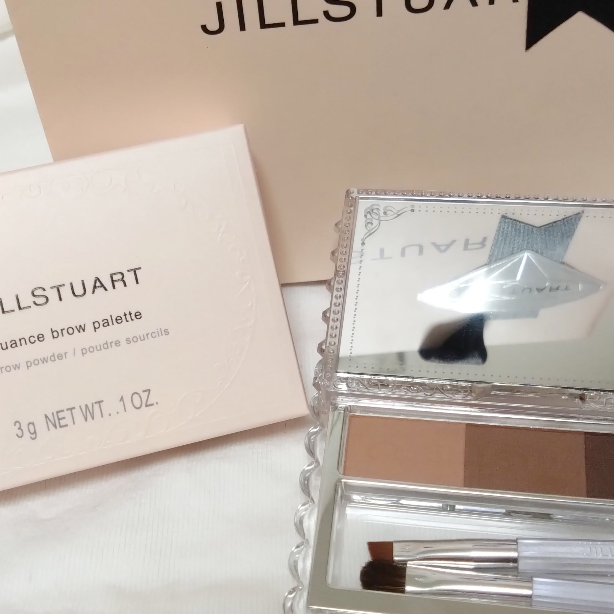 ジルスチュアート ニュアンスブロウパレット/JILL STUART/パウダーアイブロウを使ったクチコミ（1枚目）